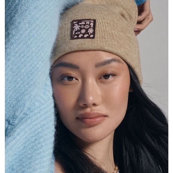 Anthropologie Daily Practice Patch Beanie - Picture 1 of 6